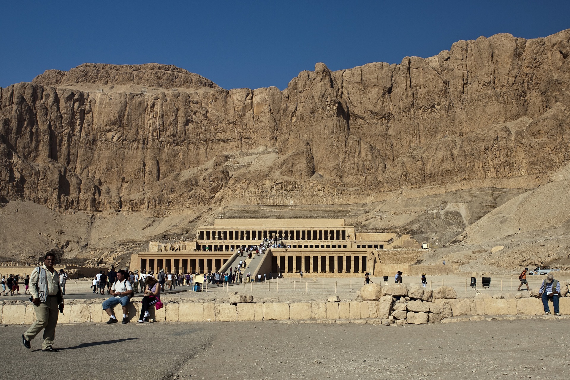 Valleys of the Kings