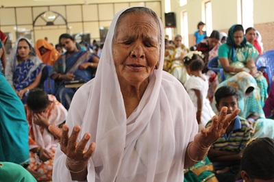 RS60902_India_widows project21 (© Andrea Rhodes)